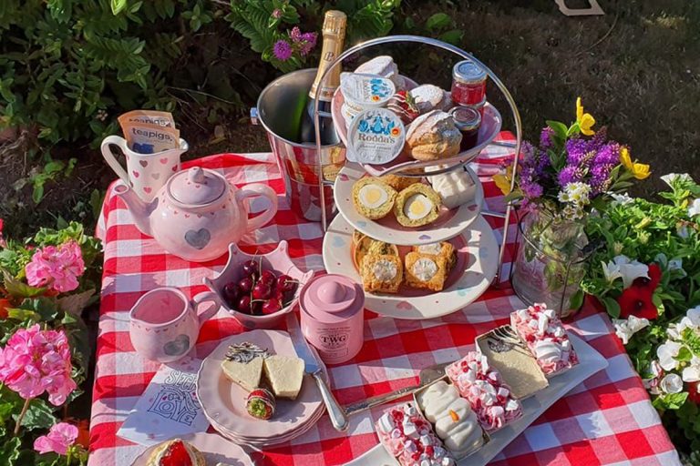 Afternoon Tea Deliveries Delivered to your Door UK Wide Near You